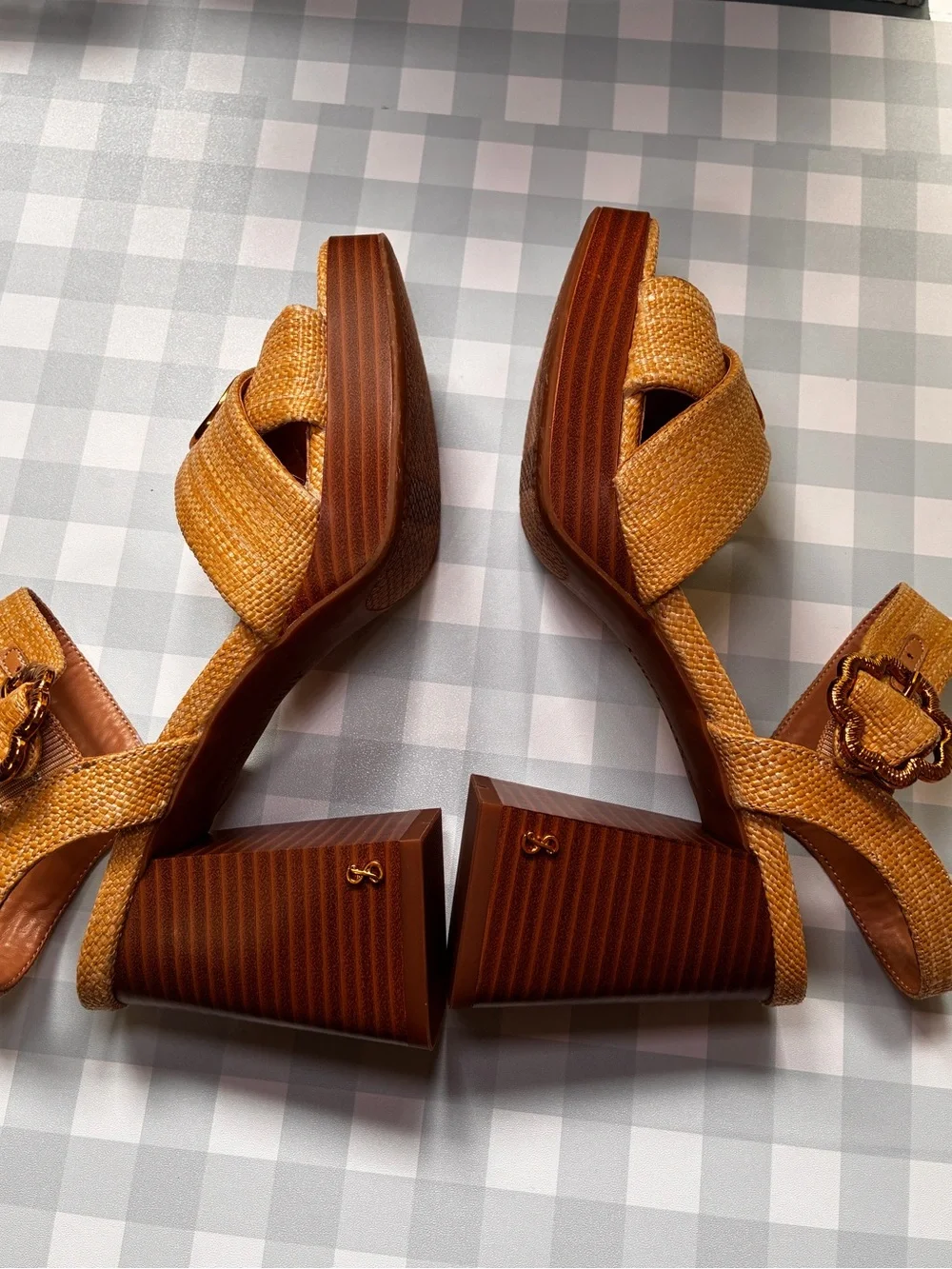 New Sam & Libby Kristy 8 Tan Woven raffia straw Slingback chunky heels sandals